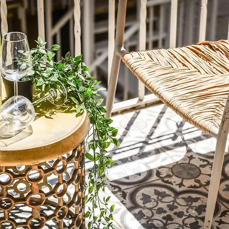 Mamila Pearl, Near Old City - Big Succah During The Holiday Jerusalem Exterior photo